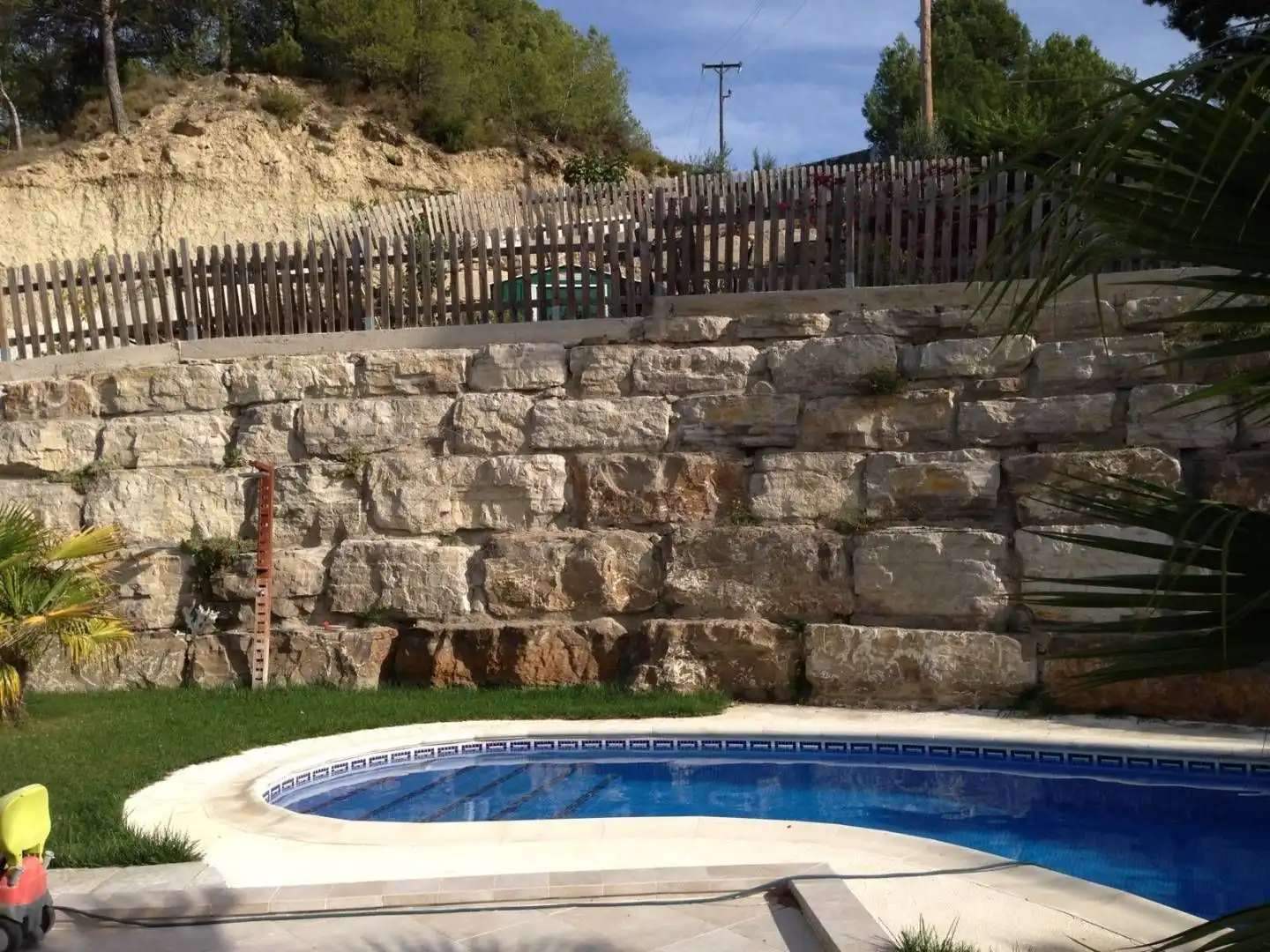 Detached house with pool for sale in Carrer Montseny 30, imagen 3