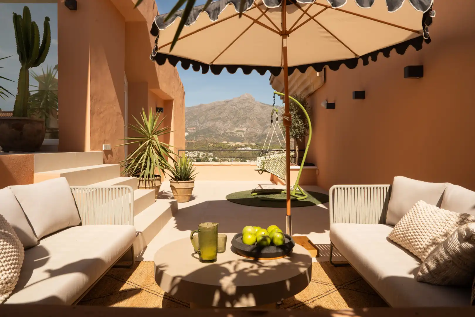 Terrassa de Àtic en venda en Marbella amb Aire condicionat, Terrassa i Piscina