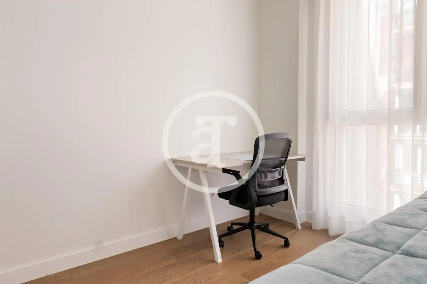 Flat for rent in Calle de San Aquilino, Almenara -Ventilla
