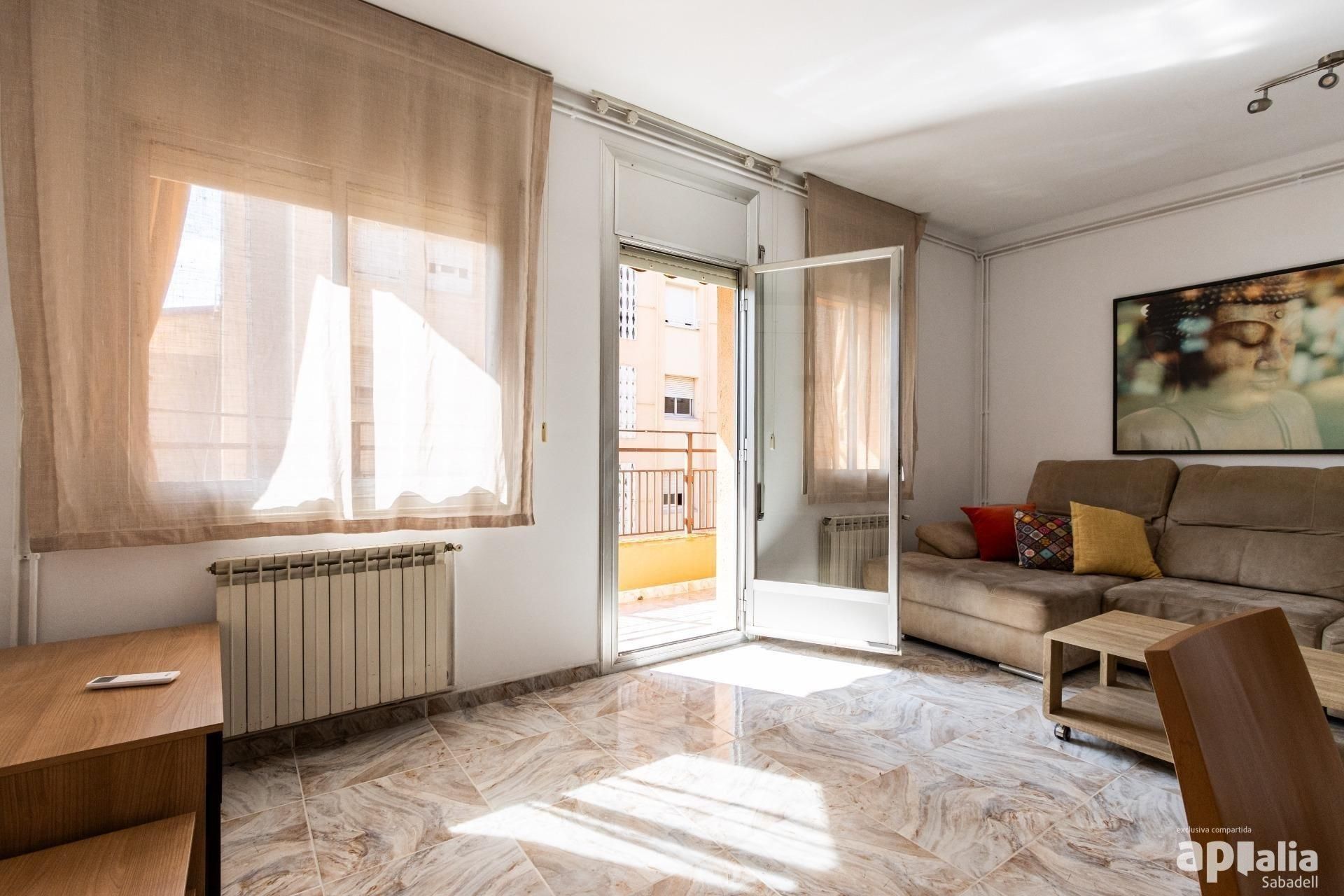 Living room of Flat for sale in Sabadell  with Air Conditioner, Heating and Storage room