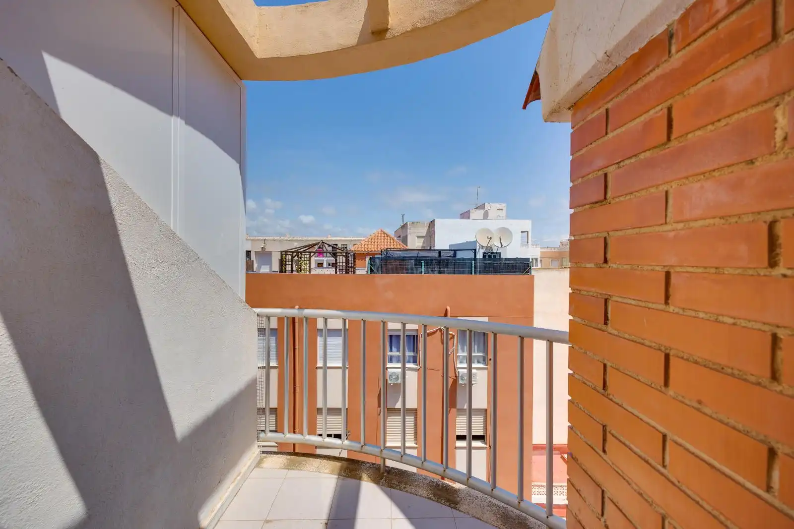 Terrasse von Dachboden zum Verkauf in Torrevieja