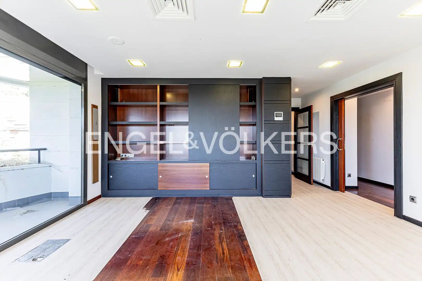 Houses for sale in Esplugues de Llobregat  with Air Conditioner, Heating and Private garden