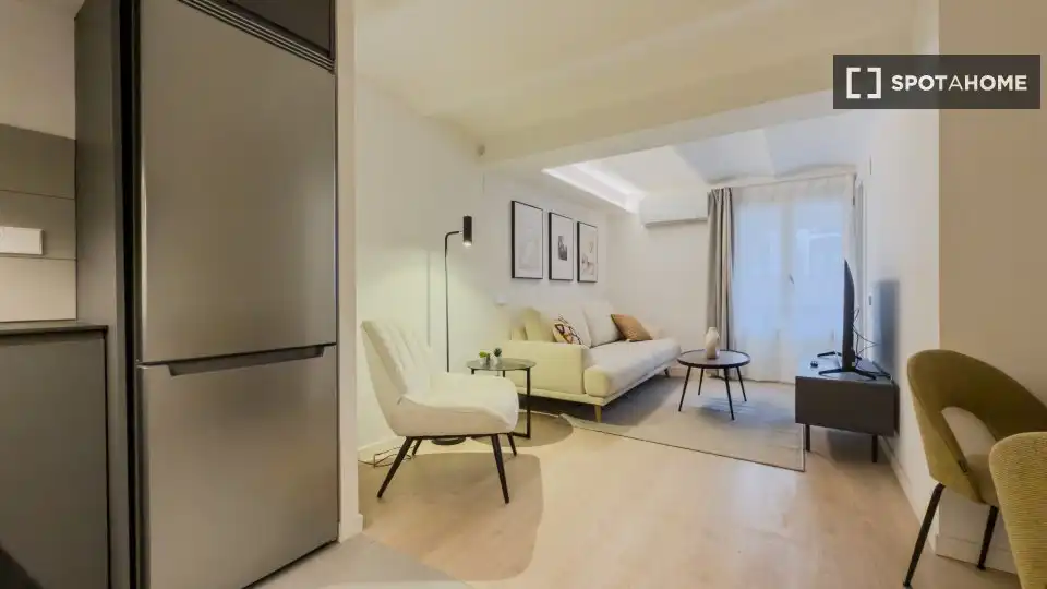 Piso con terraza en alquiler en Sants - Montjuïc, imagen 8