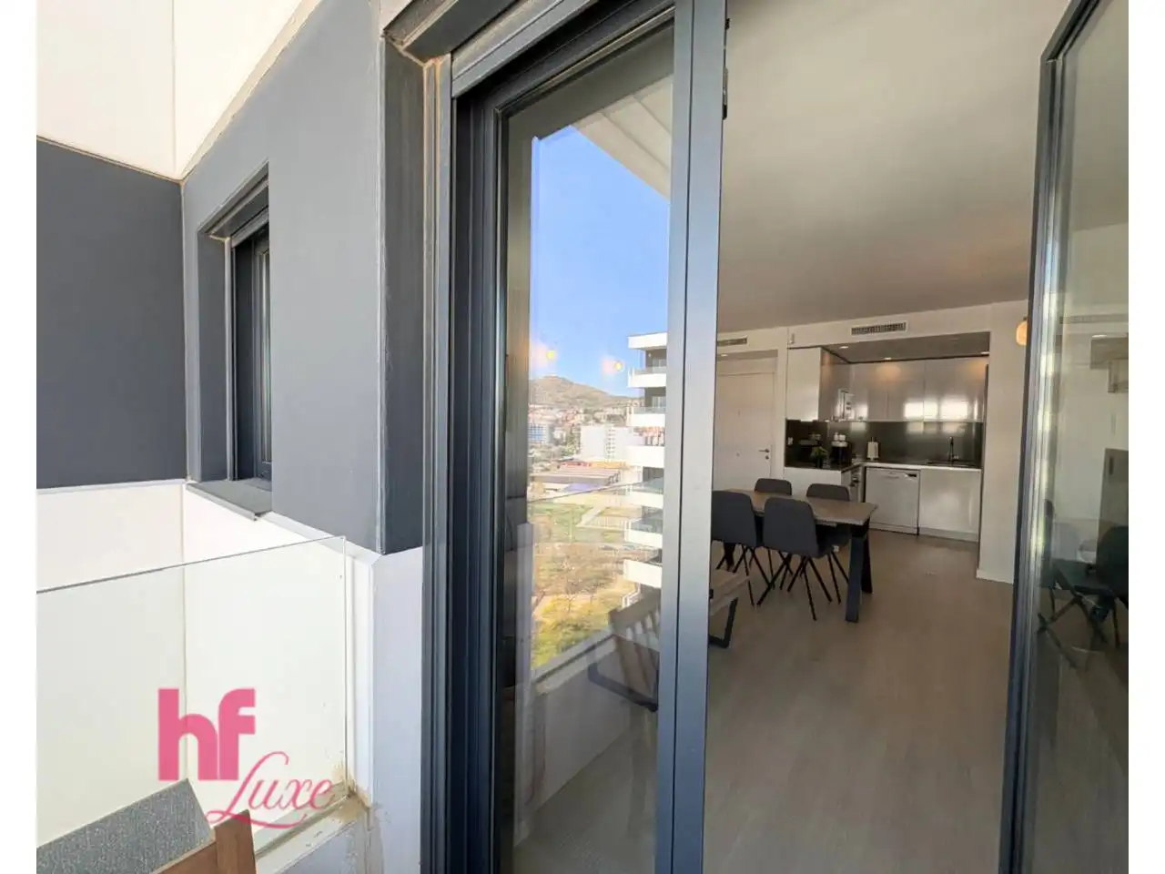 Terrasse von Wohnung zum Verkauf in L'Hospitalet de Llobregat mit Klimaanlage, Heizung und Terrasse