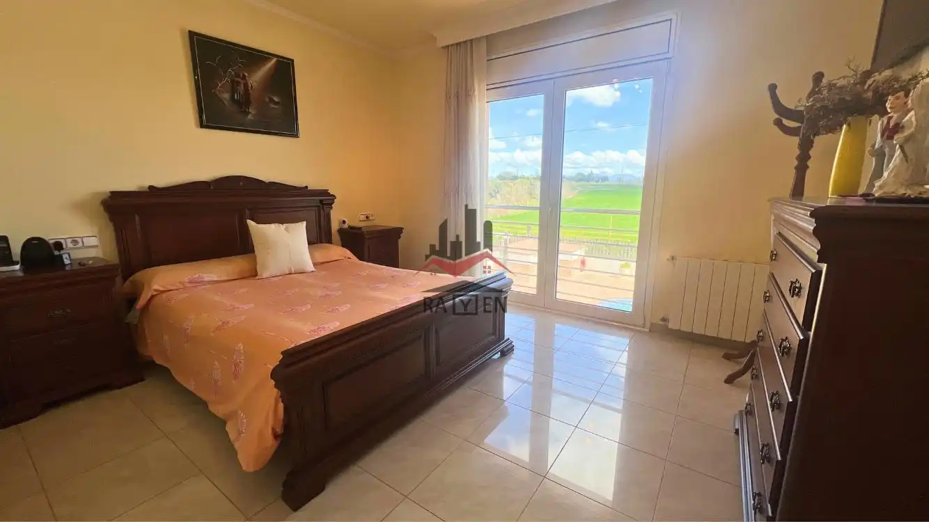 Houses for sale in Riu Muga, Vilamalla