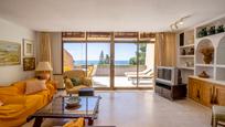 Living room of Flat for sale in Almuñécar  with Heating, Terrace and Swimming Pool