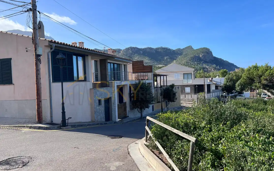 Vista exterior de Residencial en venda en Banyalbufar