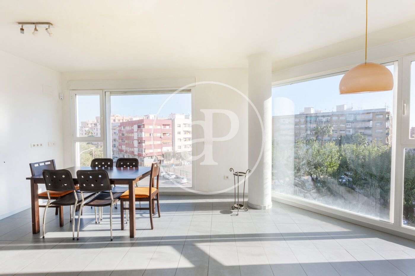 Exterior view of Flat for sale in Aldaia  with Air Conditioner, Heating and Storage room