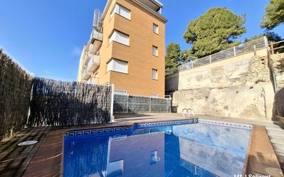 Piscina de Apartament en venda en El Vendrell amb Aire condicionat, Calefacció i Jardí privat