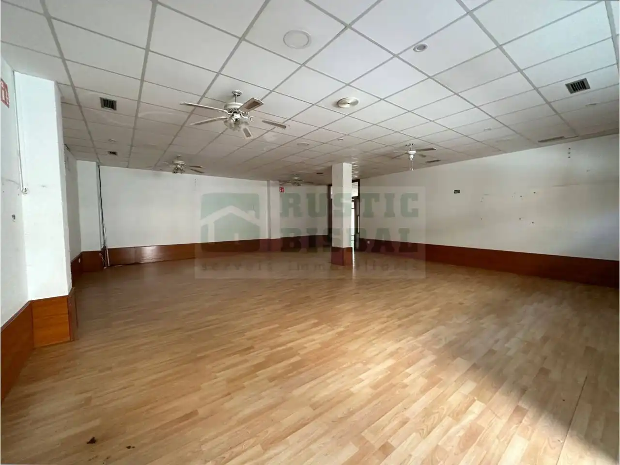 Local comercial de lloguer a La Bisbal d'Empordà, imagen 11