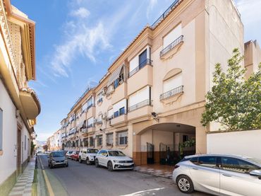 Piso con ascensor en venta en Calle HUELVA