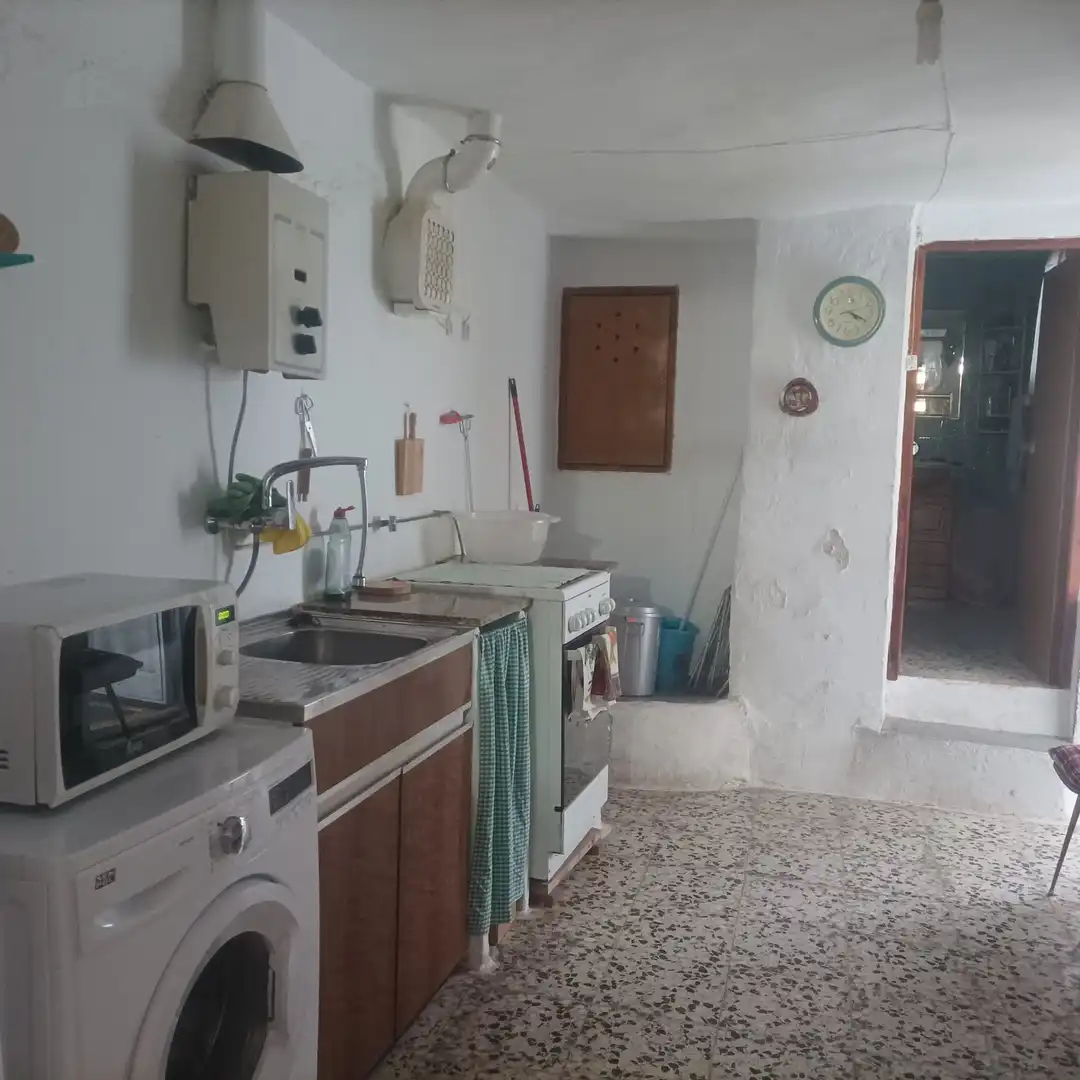 Cuina de Casa o xalet en venda en Villanueva de Alcardete amb Calefacció, Jardí privat i Parquet