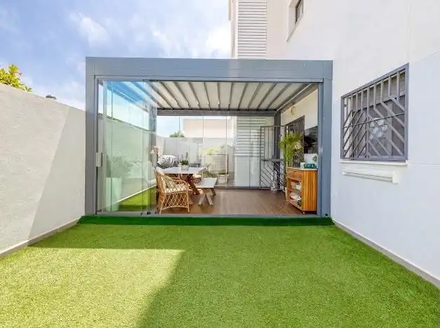 Terrassa de Planta baixa en venda en Torremolinos amb Aire condicionat, Calefacció i Jardí privat