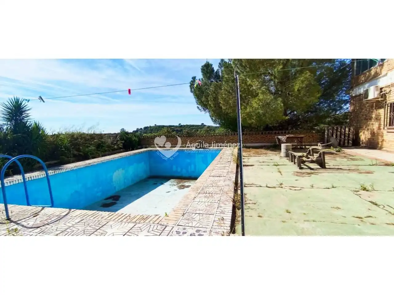 Piscina de Finca rústica en venta en Alcalá de Guadaira con Aire acondicionado, Calefacción y Jardín privado