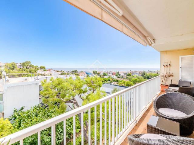 Piso en Venta en Vallpineda - Rocamar