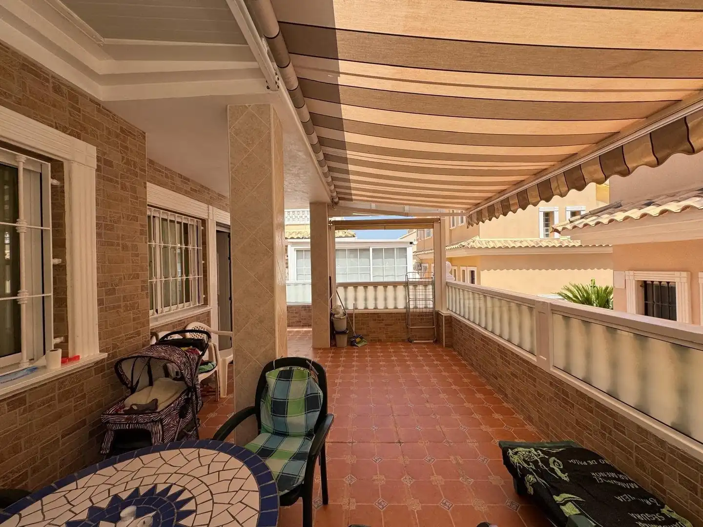 Terrassa de Finca rústica en venda en Guardamar del Segura amb Aire condicionat, Jardí privat i Piscina