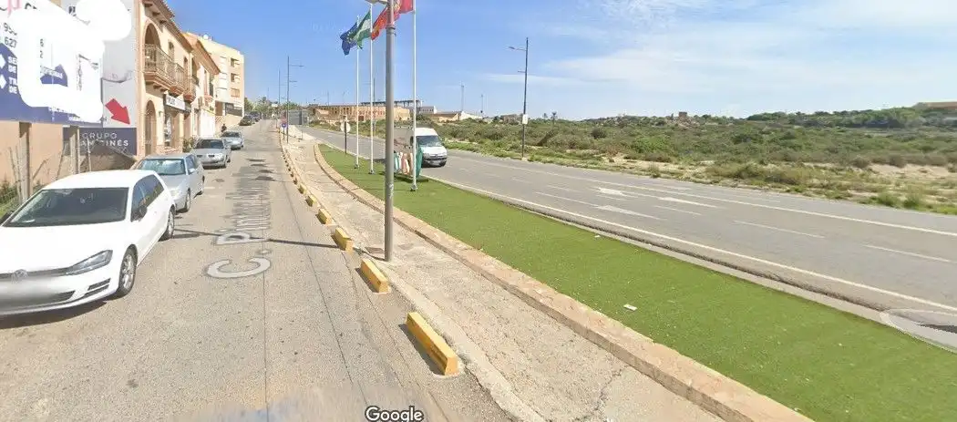 Vista exterior de Local de lloguer en Vera amb Aire condicionat