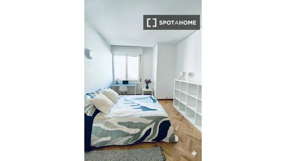 Schlafzimmer von Wohnung zur untervermieten in Madrid mit Klimaanlage, Heizung und Terrasse