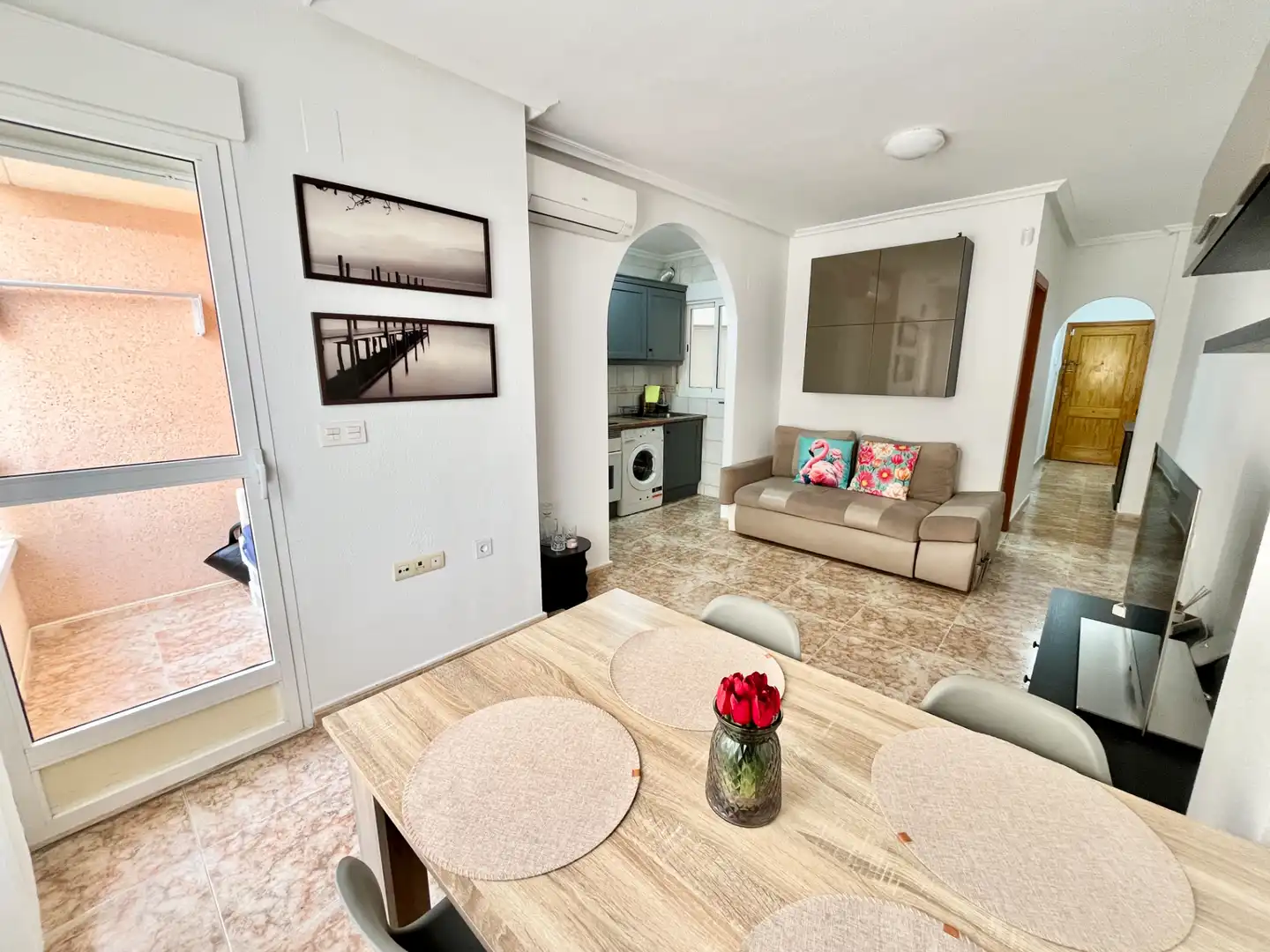 Living room of Flat for sale in Torrevieja  with Air Conditioner, Heating and Terrace