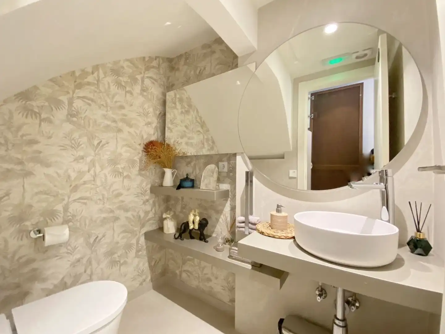 Bathroom of Buildings for sale in Marbella