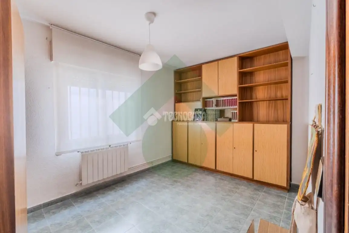 Flat for sale in Madrid  with Heating and Terrace