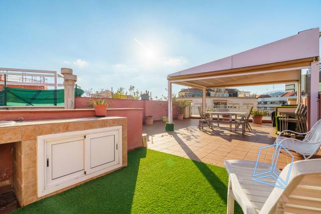 Piso en Venta en Carrer de Pi i Margall en El Baix Guinardó