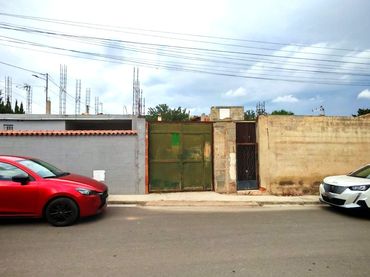 Terreny residencial en venda a Trinquete