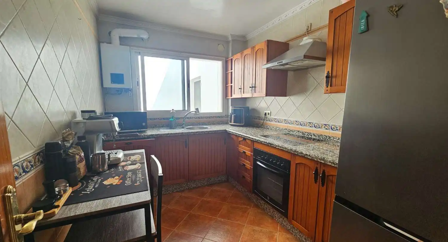Cuina de Pis en venda en Alhaurín de la Torre amb Aire condicionat, Calefacció i Terrassa
