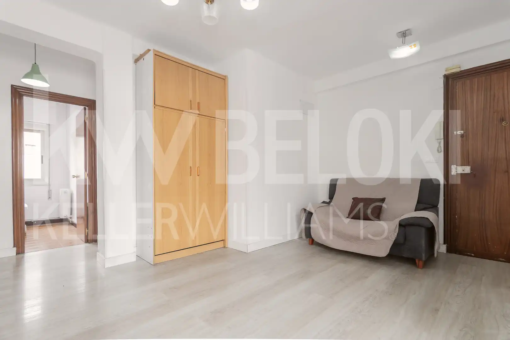 Piso en venta en  Pamplona / Iruña con Calefacción y Balcón