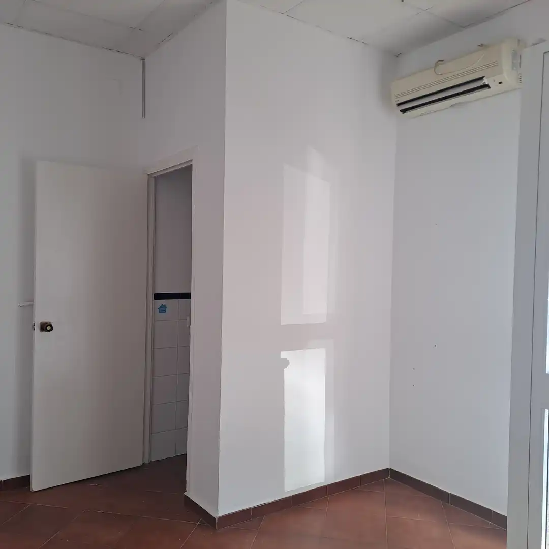 Gewerbefläche zur Miete in Avenida Ramón y Cajal S/N, imagen 3