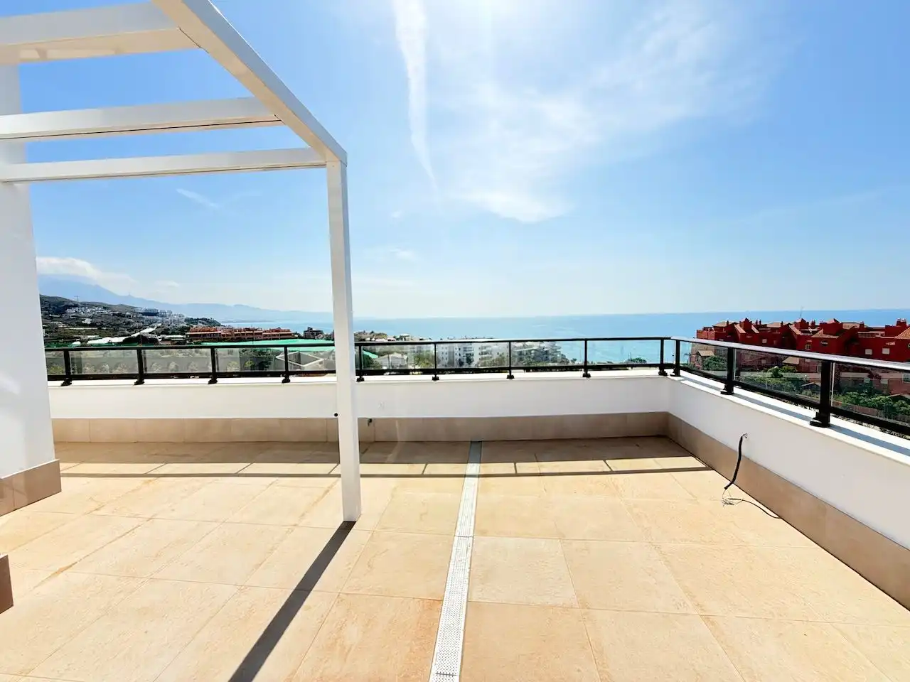 Terraza de Ático en venta en Torrox con Aire acondicionado, Calefacción y Trastero
