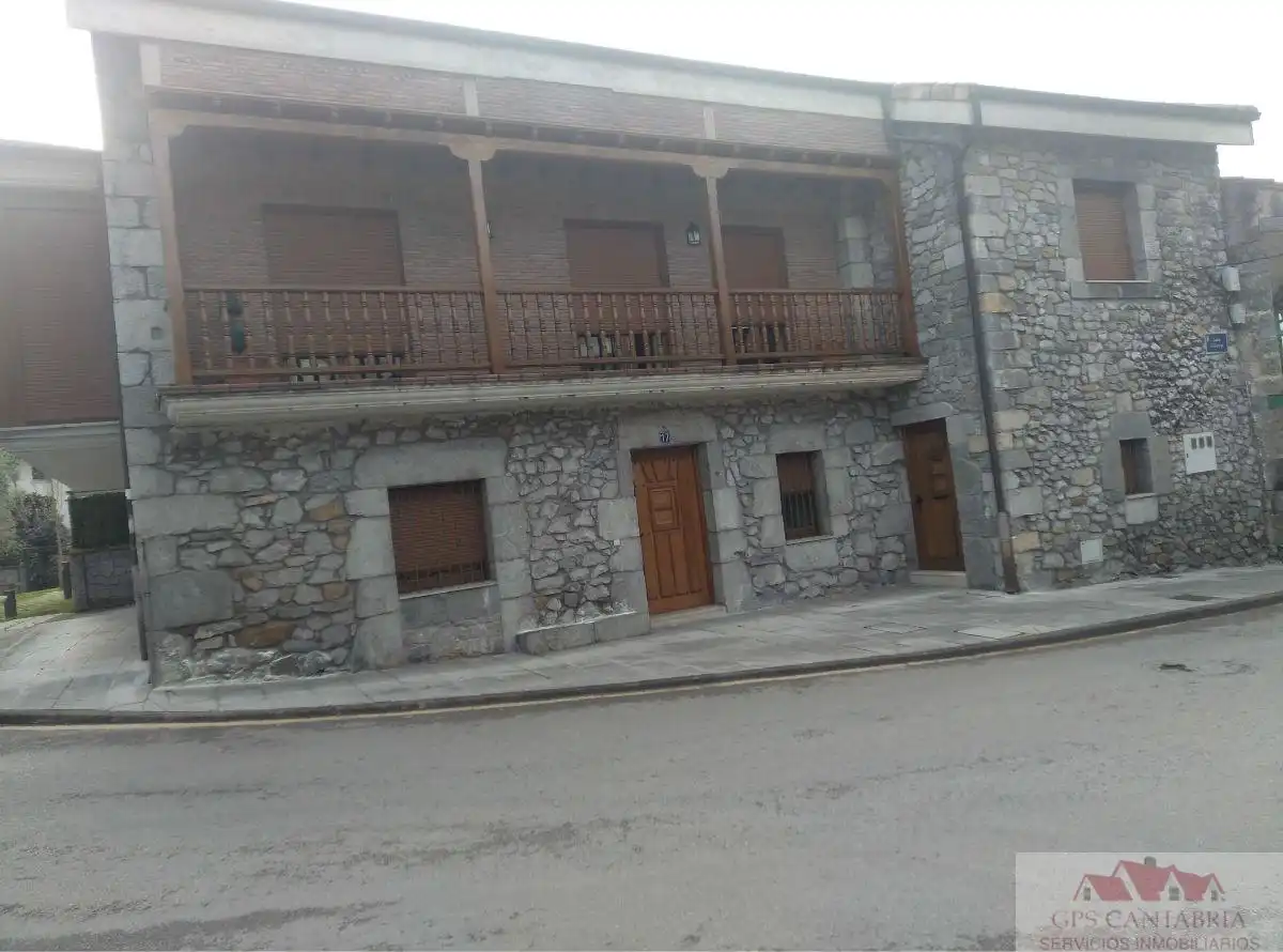 Casa amb terrassa en venda a Ramales de la Victoria, imagen 2