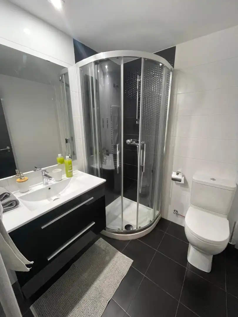 Bany de Apartament de lloguer en Fraga amb Aire condicionat, Calefacció i Parquet