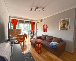 Living room of Flat for sale in  Sevilla Capital