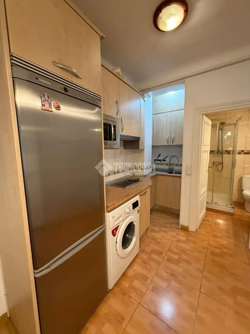 Kitchen of Flat for rent in Madrid  with Air Conditioner and Heating