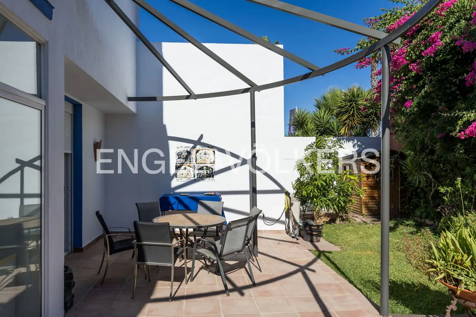 Terrassa de Casa o xalet en venda en Sanlúcar de Barrameda amb Aire condicionat, Calefacció i Jardí privat