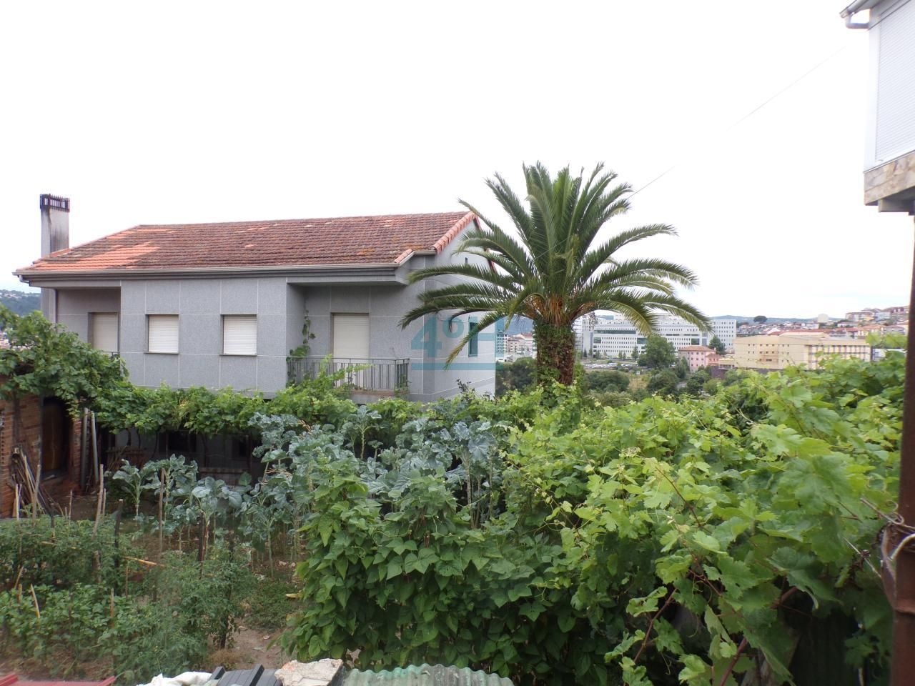 Vista exterior de Casa o xalet en venda en Ourense Capital  amb Calefacció, Jardí privat i Terrassa