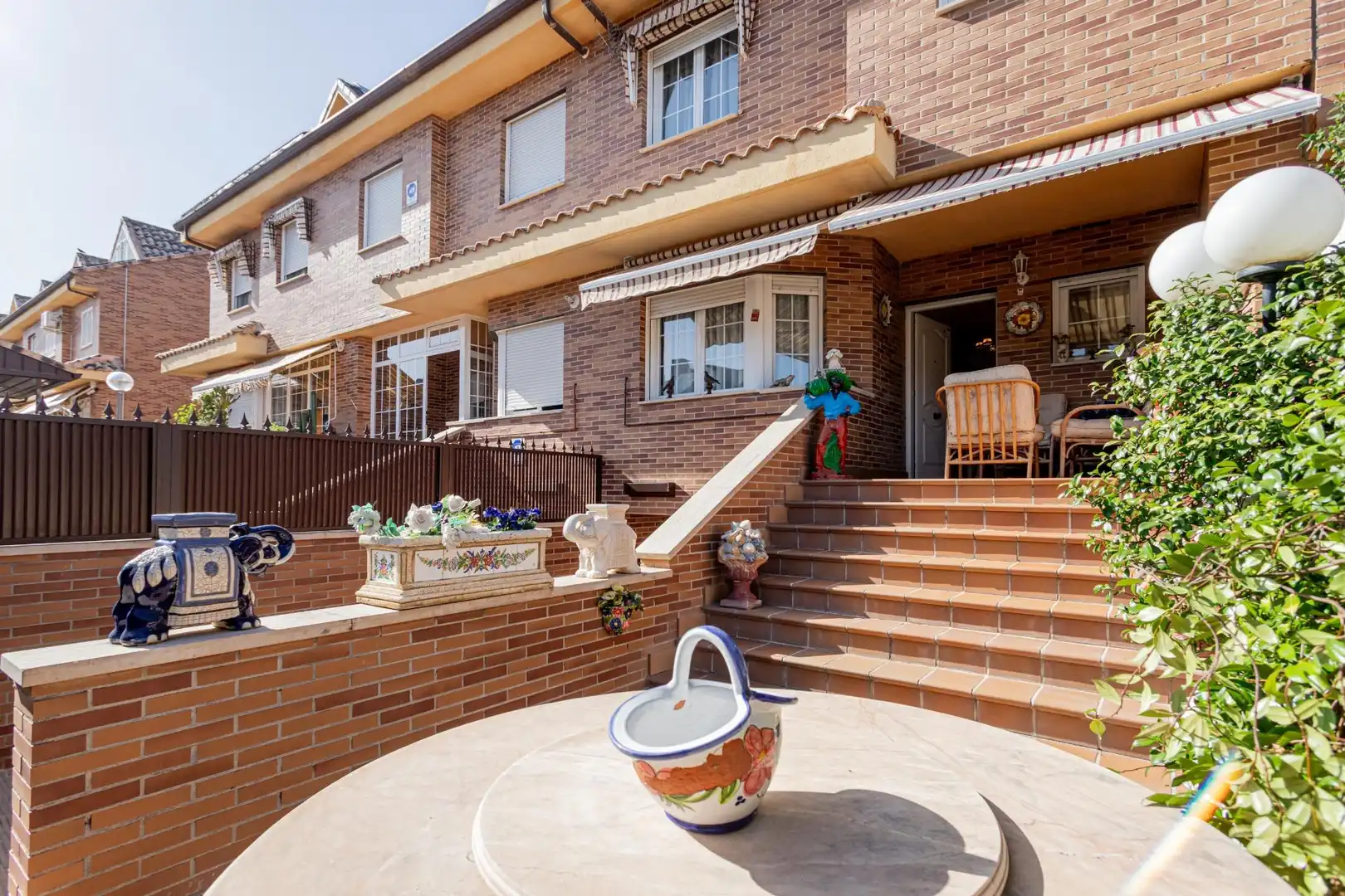 Exterior view of Detached homes for sale in Valdemoro  with Heating, Storage room and Community pool