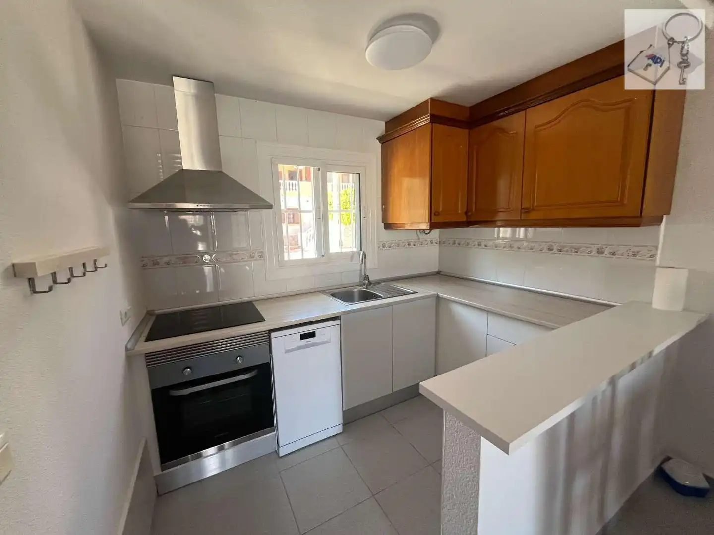 Cuina de Casa o xalet en venda en Orihuela amb Aire condicionat, Terrassa i Moblat