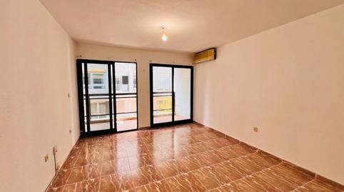 Photo 3 of Flat for sale in Calle Canónigo Torres, Centro - Muelle Pesquero, Torrevieja