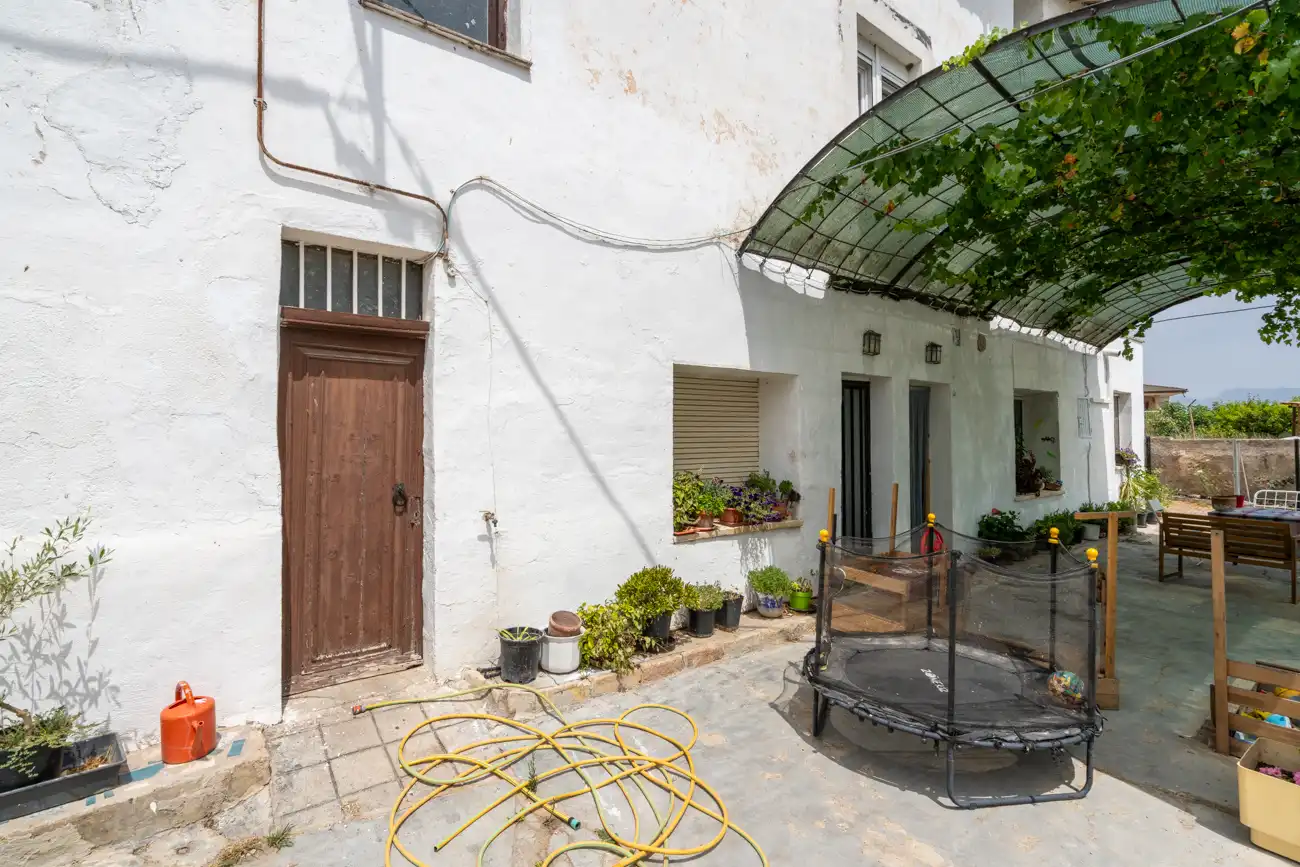Vista exterior de Casa adosada en venta en Tortosa con Aire acondicionado, Jardín privado y Terraza