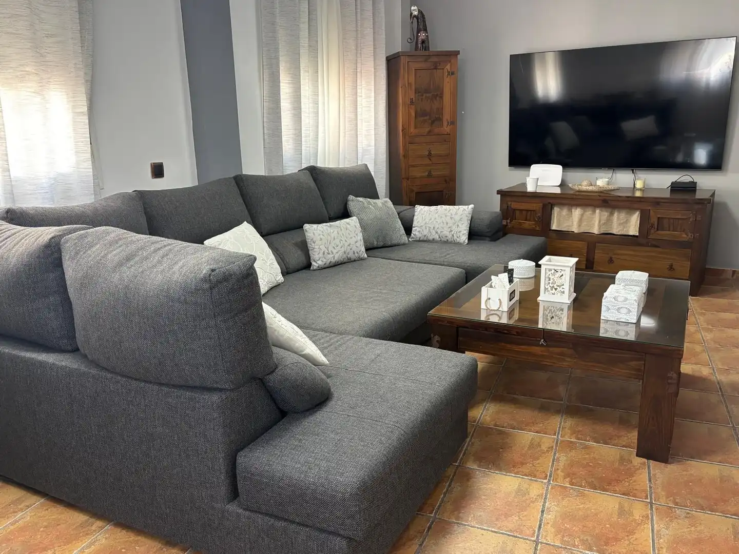 Sala d'estar de Casa adosada en venda en La Línea de la Concepción amb Terrassa