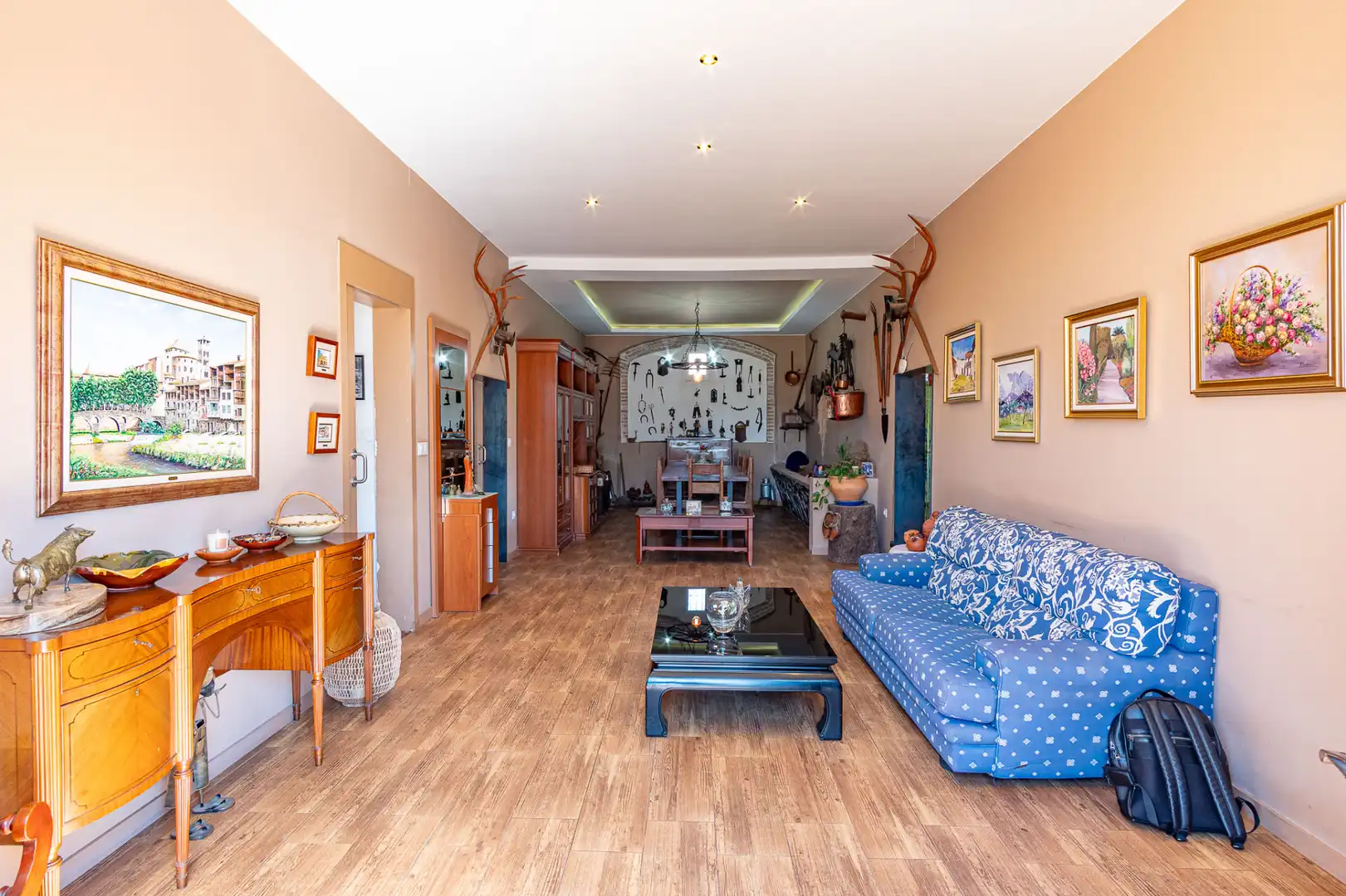 Sala de estar de Casa o chalet en venta en Verges con Aire acondicionado, Jardín privado y Piscina