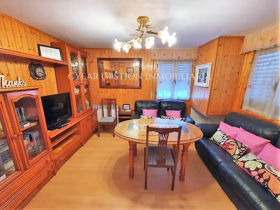 Sala de estar de Casa o chalet en venta en Villares de la Reina con Calefacción, Amueblado y Horno
