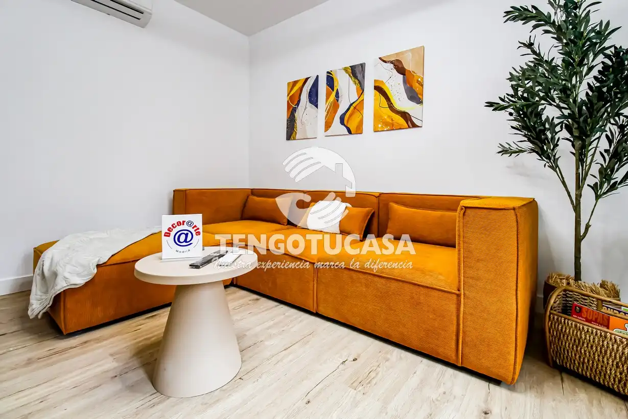 Sala de estar de Piso en venta en  Madrid Capital con Aire acondicionado, Calefacción y Amueblado