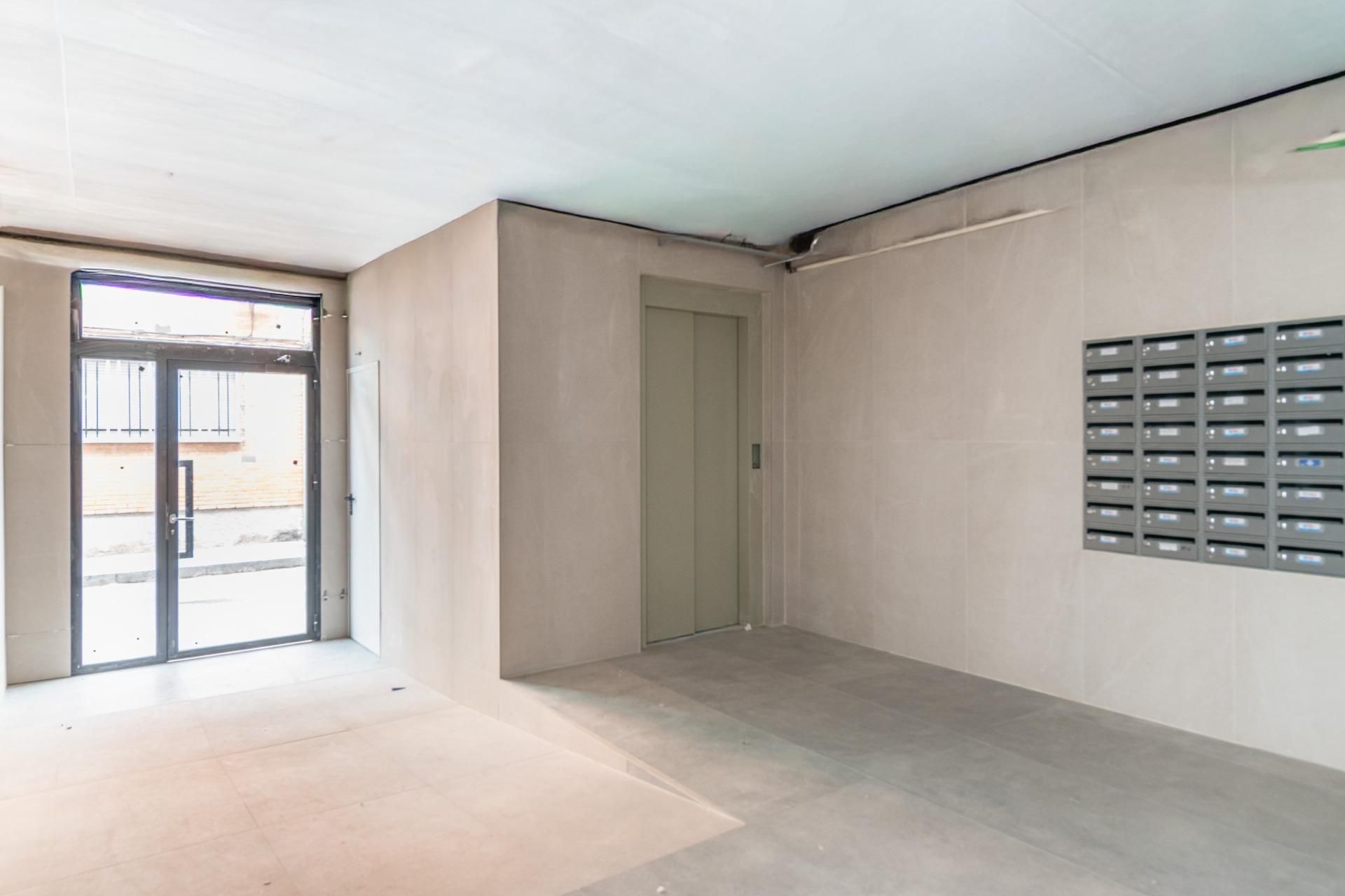 Flat for sale in  Granada Capital