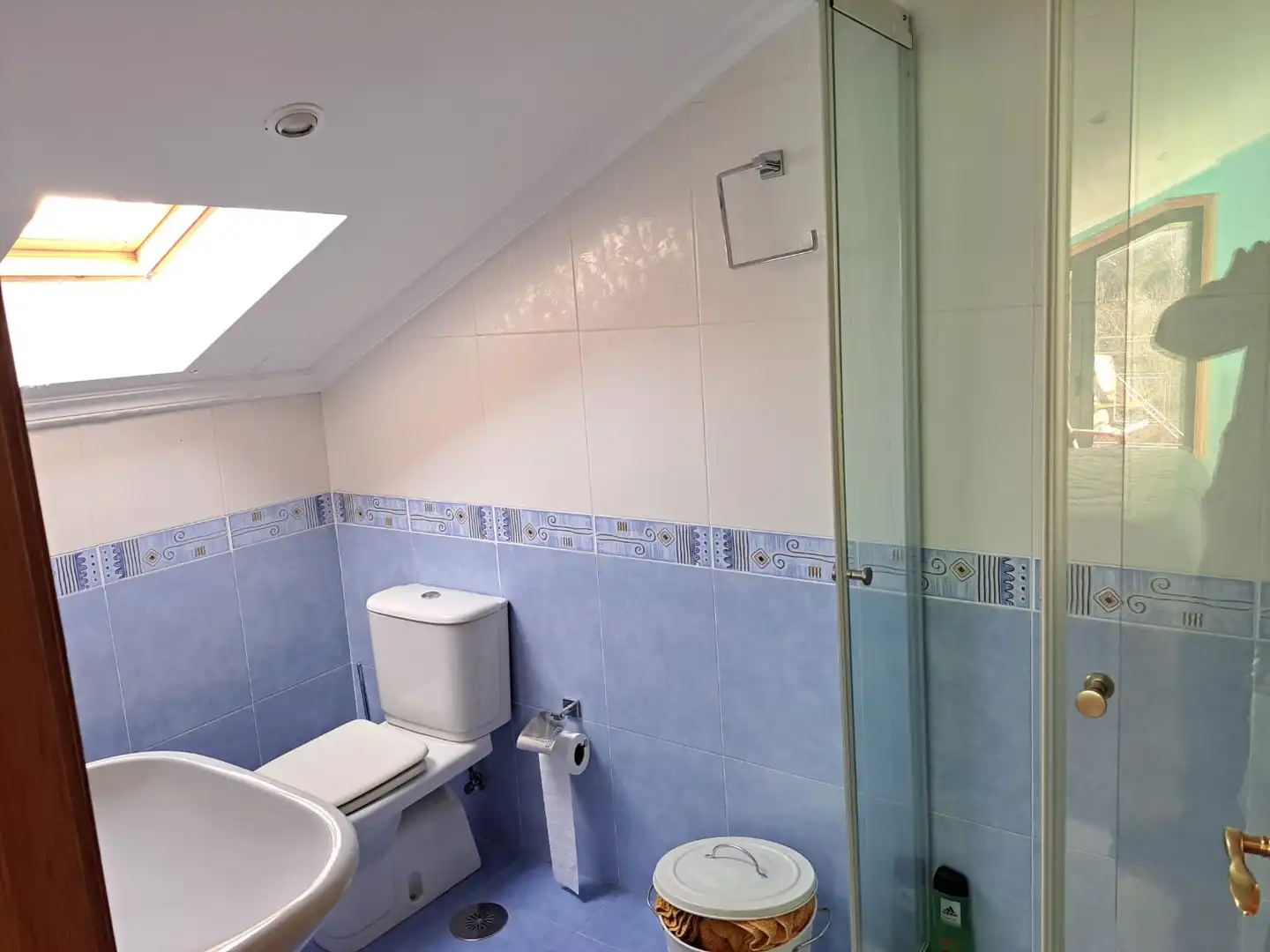 Bathroom of Attic for sale in Mondariz-Balneario  with Terrace, Storage room and Furnished