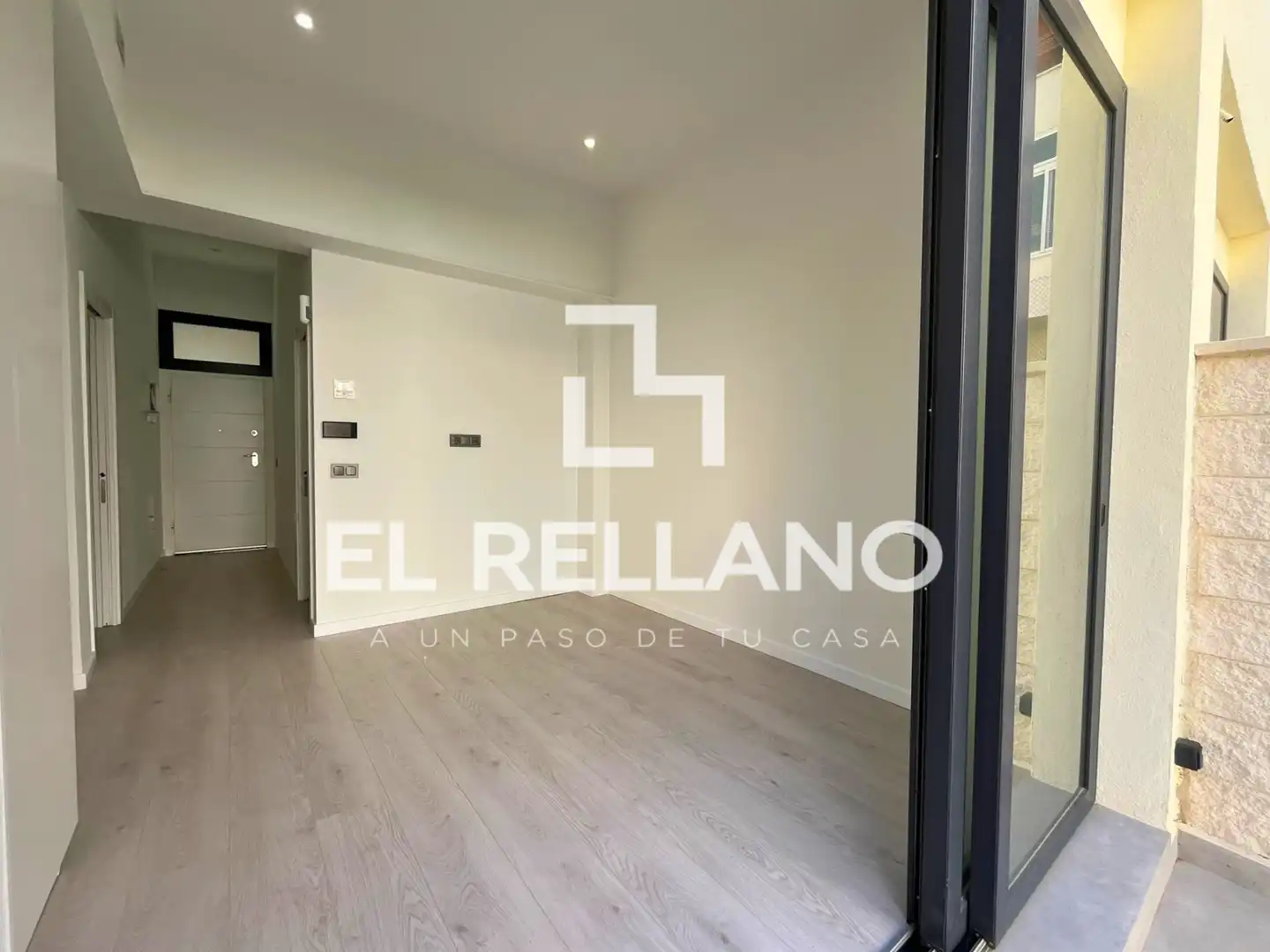 Piso en venta en Badalona con Aire acondicionado, Calefacción y Jardín privado