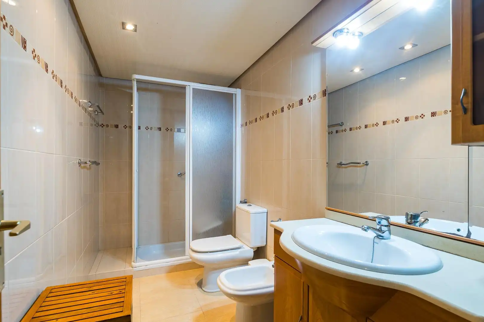 Baño de Piso en venta en  Palma de Mallorca con Aire acondicionado, Calefacción y Terraza