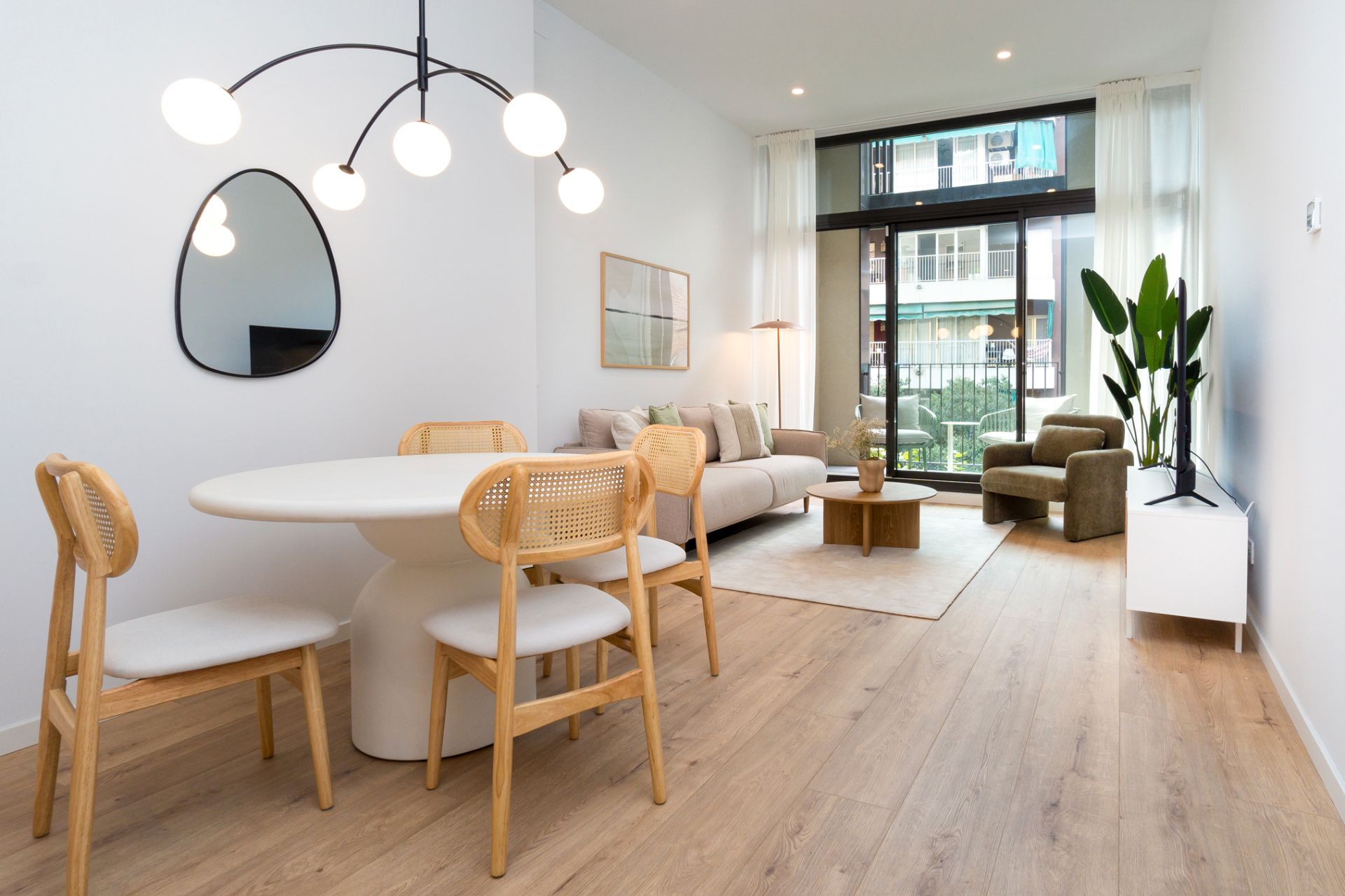 Living room of Flat to rent in  Barcelona Capital  with Air Conditioner, Furnished and Oven